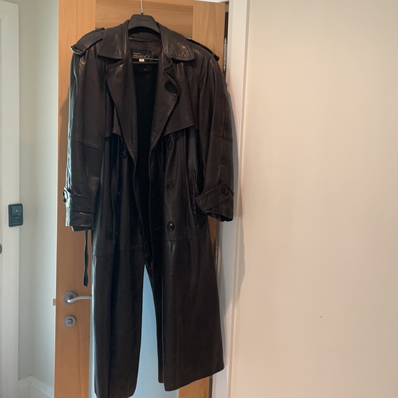 Full length leather jacket.  Excellent - Picture 2 of 6